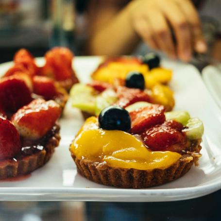 Fruit tart - Tres Bon Seven Hills Plaza