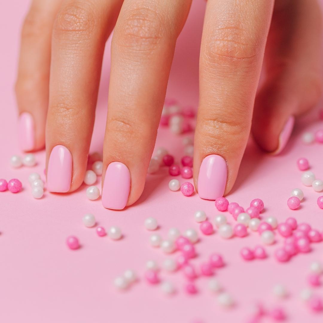 pink nails